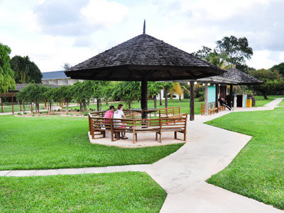 Breezes Runaway Bay Resort And Golf Club Exterior photo